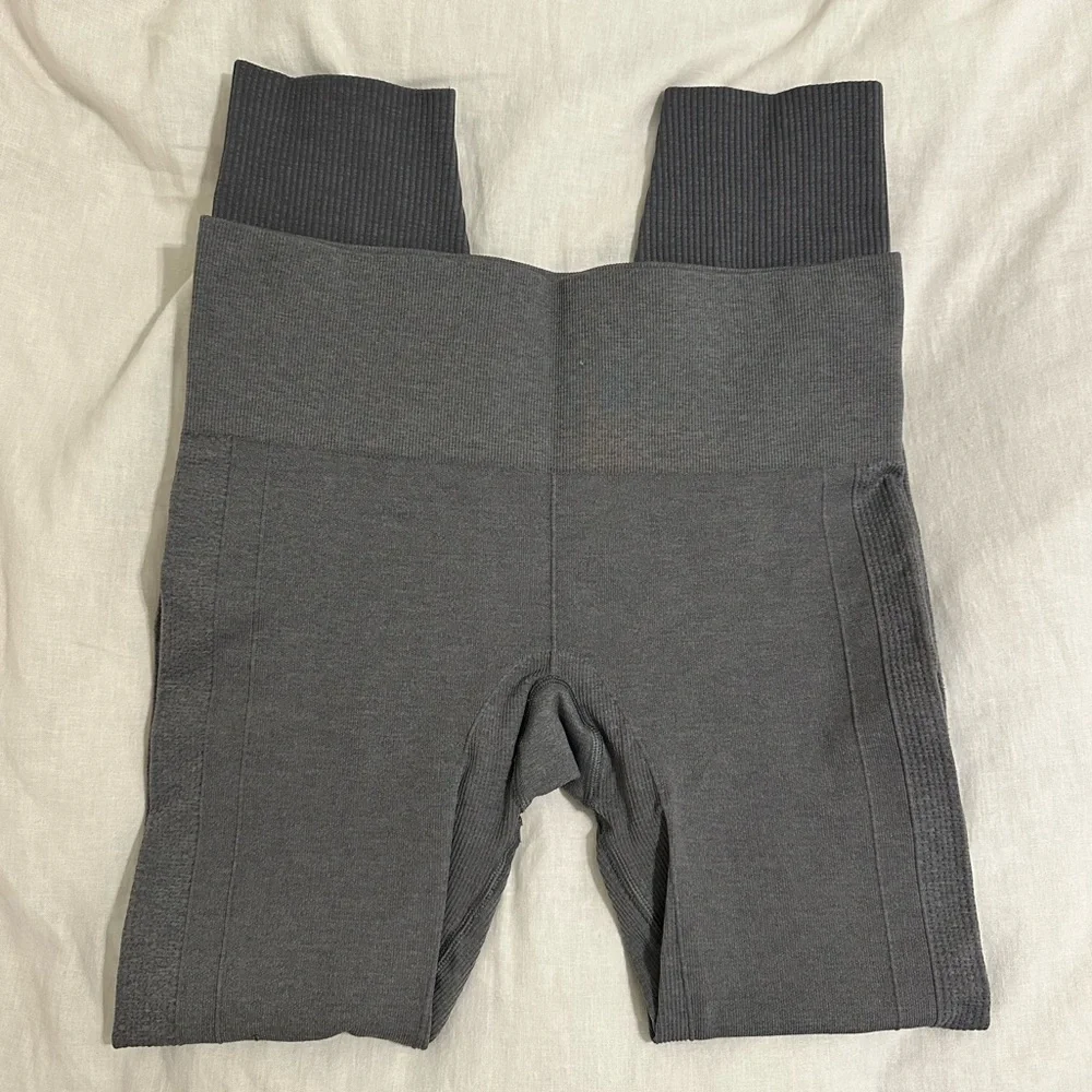 lululemon athletica Women's Gray High-Rise Seamless Leggings